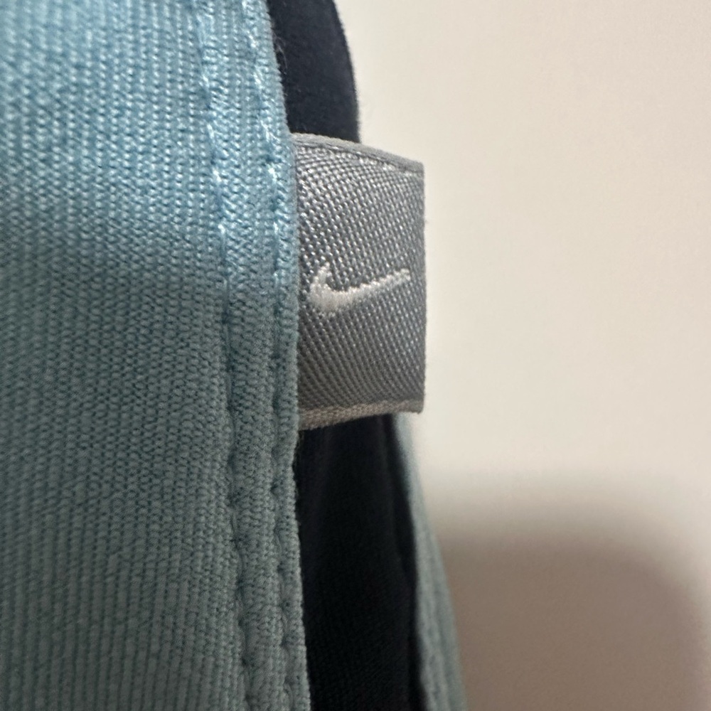 NIKE Powder Blue‎ with Navy Trim Elastic Waist Pull On Tennis Skort size M 8-10 - Picture 3 of 10